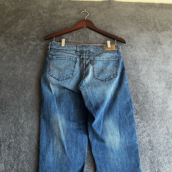 LEVI’S WOMAN CAPRI JEANS DENIM BLUE SZ 10 - Picture 12 of 16